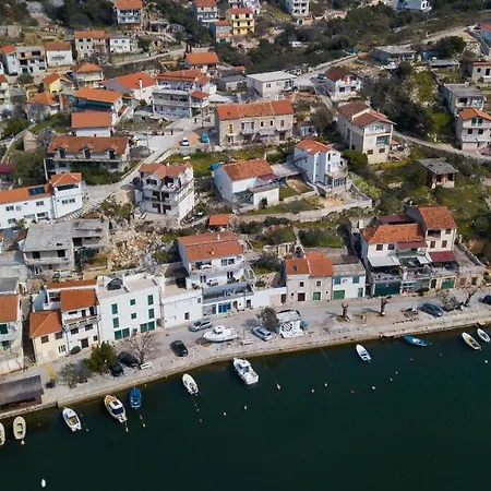 Adriatico Apartment *